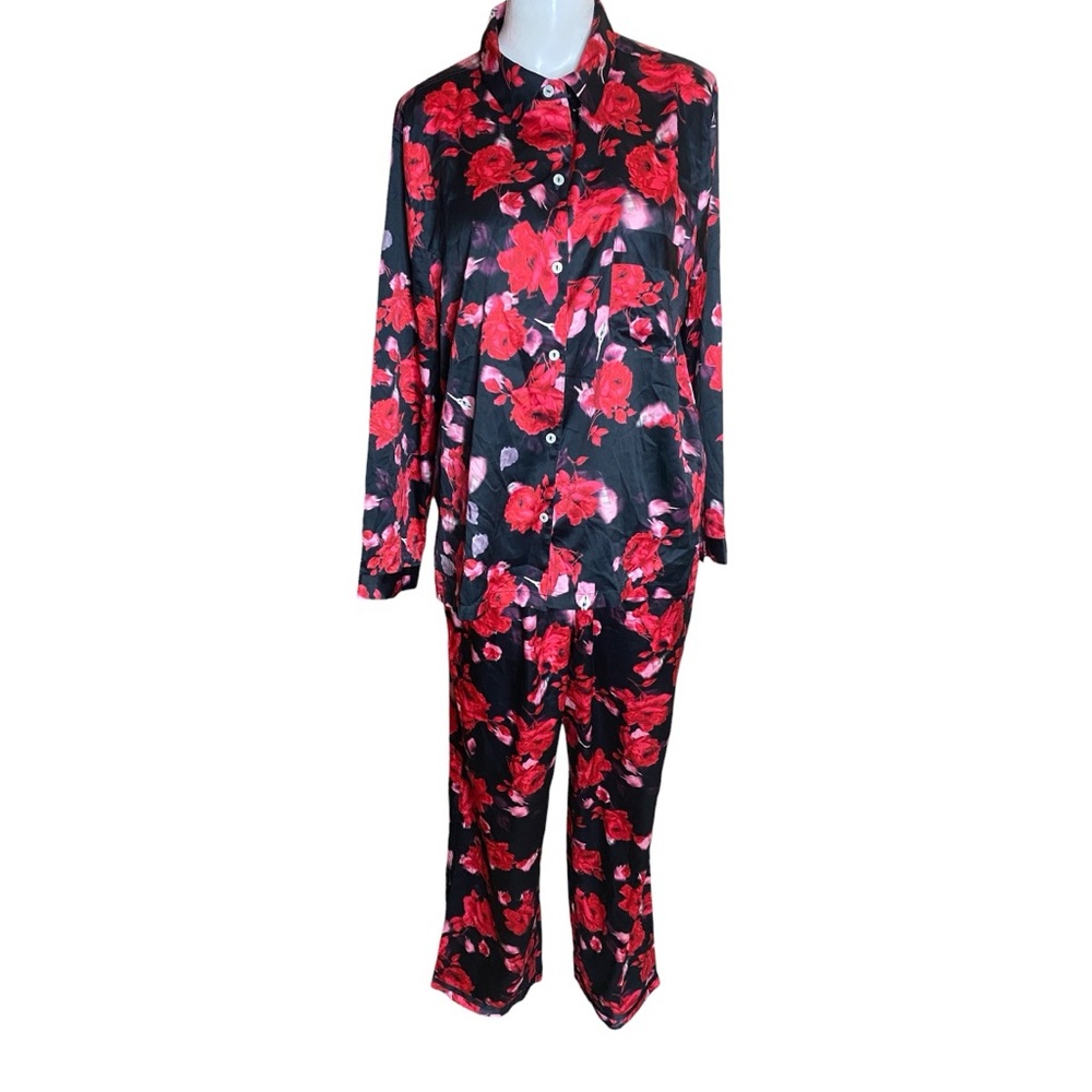 Victoria's Secret Black and Red Floral Pajama Set Size L - Picture 2 of 10